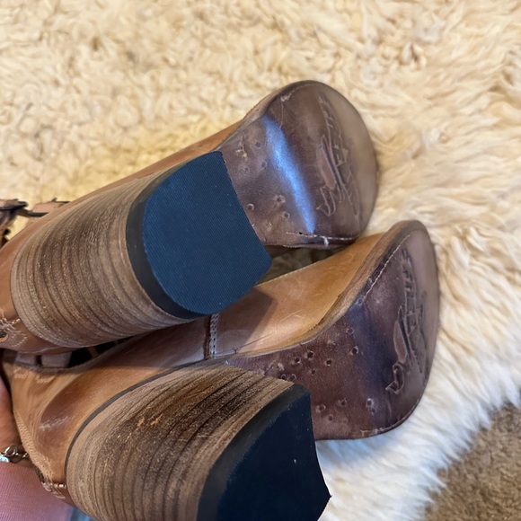 Freebird Randi - Picture 9 of 10